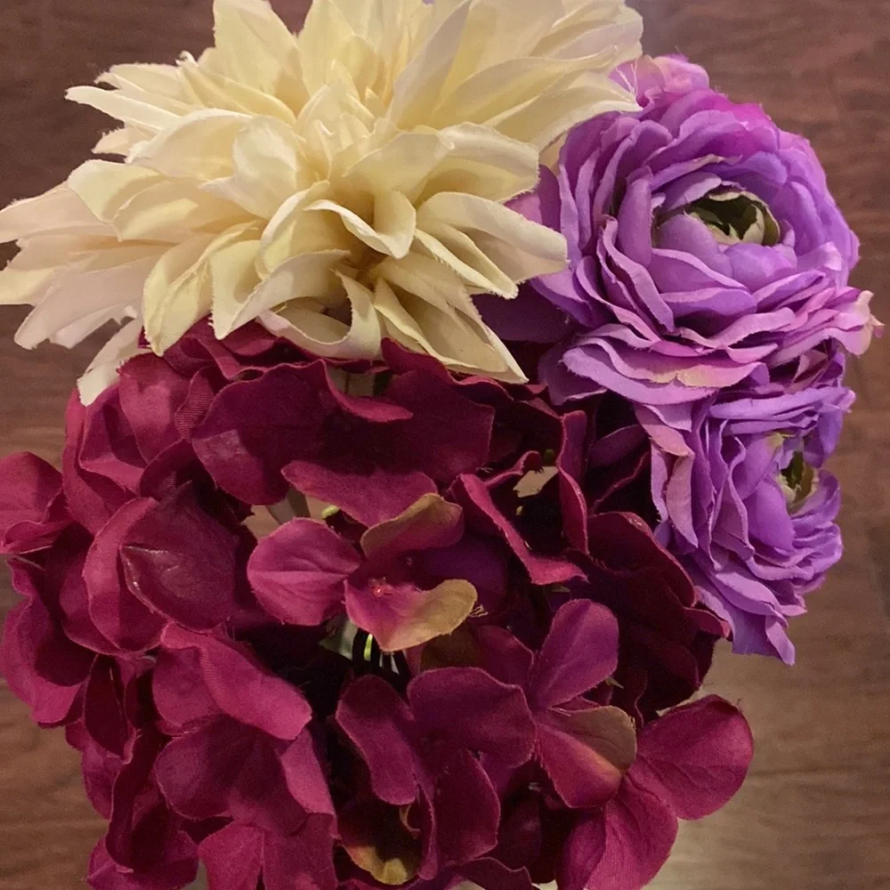 Set of 5 long stem faux flowers 💐 ivory fuchsia purple lavender pink tones​